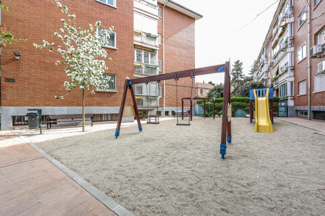 Apartamentos Reformados En Arturo Soria Madrid Eksteriør billede