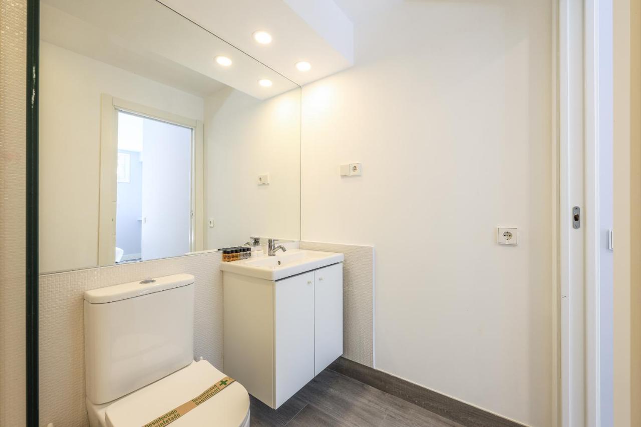 Apartamentos Reformados En Arturo Soria Madrid Eksteriør billede
