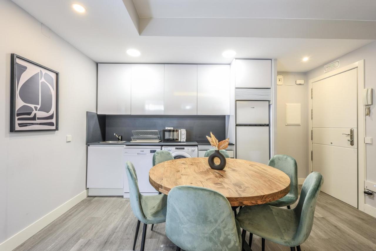 Apartamentos Reformados En Arturo Soria Madrid Eksteriør billede