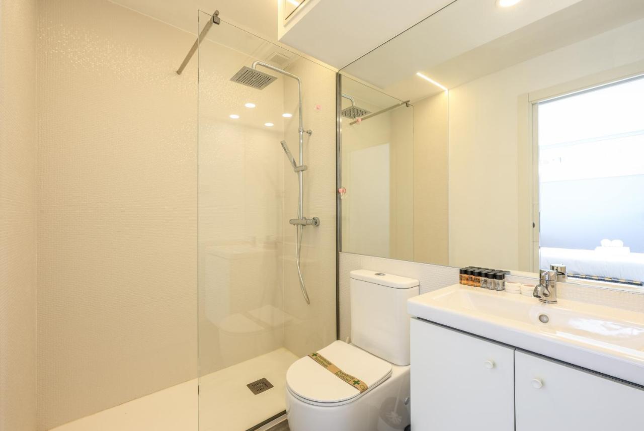 Apartamentos Reformados En Arturo Soria Madrid Eksteriør billede